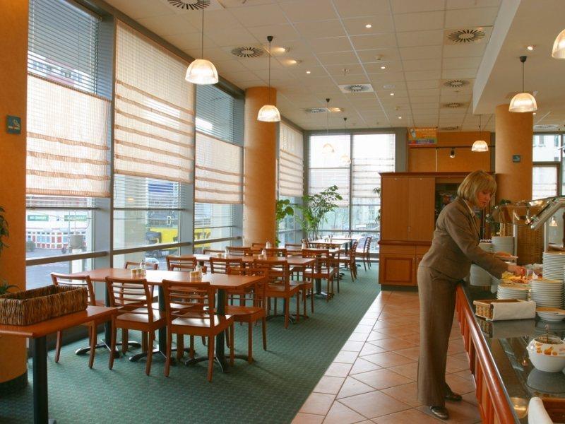 Ibis Hotel Berlin Spandau Εξωτερικό φωτογραφία